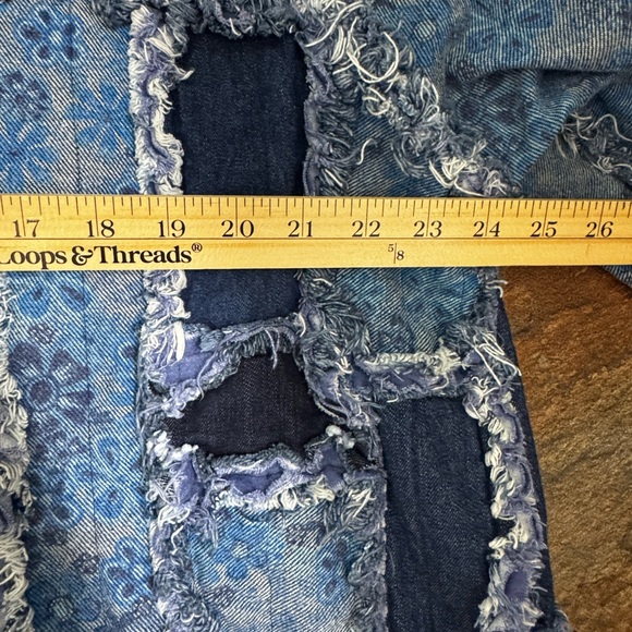 Patchwork Denim Jacket Indigo Floral Quilted Artwear - Picture 8 of 9